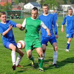 Victoria Sianów - Darpol Barzowice 2 : 0 (26.04.14)