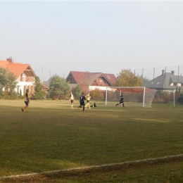 LKS Start Kleszczów - LKS Pogoń Ziemięcice: 5:3 (k. 11)