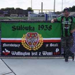 Kibice i wokół boiska