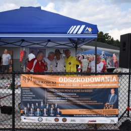 Kibice i wokół boiska