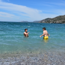 Grecja, dzień 2 (plaża w Loutraki, trening w Atenach)