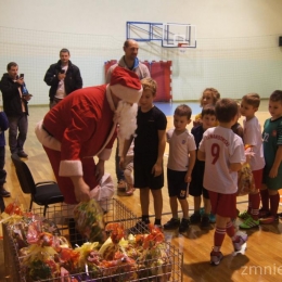 Mikołajkowy turniej Filii WKS Śląsk w Wojborzu - gr. Bambini