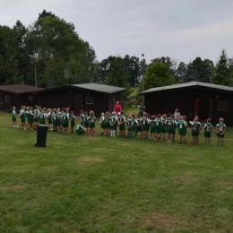 Obóz piłkarski Młynik 2017 zbiórka przed treningami
