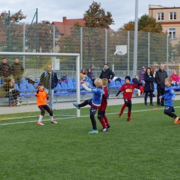 Liga Jesienna - boisko na Oruni