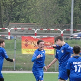 MKS Mieszko II Gniezno - Szkoła Futbolu Gniezno 05.05.2017