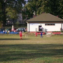 Dwór Kombornia 1:1 Victoria Dobieszyn (źródło: www.victoriadobieszyn.futbolowo.pl)