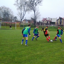 SENIORZY: Zawisza Garbów 1-4 GKS Niedźwiada (XVI kolejka 19.04.2014)