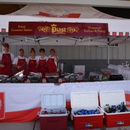 Kibice i wokół boiska