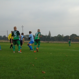 8 kolejka: MKS Mianów - Ostrovia Ostrowy 14.10.2017