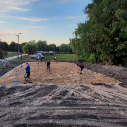 Siatką podzieleni, sportem połączeni