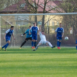 W meczu 18 kolejki seniorzy Mazura pokonali ostatniego w tabeli Stoczniowca Płock 4:1. Bardzo dobre wieści nadeszły z Sierpca, gdzie drugi w tabeli Kasztelan zaledwie zremisował ze Świtem Staroźreby.