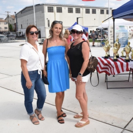 Kibice i wokół boiska