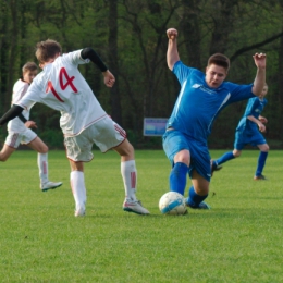 Po 7 kolejkach 1 Ligi Wojewódzkiej Trampkarzy U-15 Mazur Gostynin nadal bez punktu na ostatnim miejscu. W niedzielę, 26 kwietnia 2015 r. podopieczni trenera Arkadiusza Szulczewskiego rozgromieni zostali na własnym boisku przez BKS Naprzód Brwinów aż 0:7.