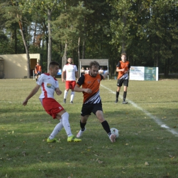 2. kolejka B-klasy: KS Unia Sieradz-Męka vs. KS Hetman Sieradz (fot. Z. Dymiński)