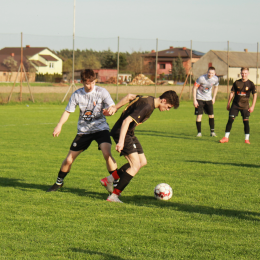 12. kolejka B-klasy: KS Iskra Stolec - KS Hetman Sieradz (fot. W. Plucinska)