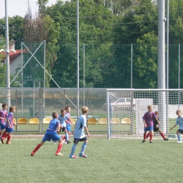 MKS Znicz Pruszków 3-5 FCB Escola Varsovia