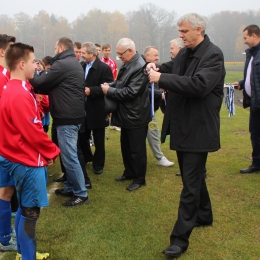 Awans juniorów młodszych Mazura

Zakończyli się rozgrywki Płockiej Ligi Juniorów Młodszych U-16. W ostatnim mecz Mazur Gostynin wygrał ze Zrywem Bielsk 6:1 i podopieczni trenera Arkadiusza Szulczewskiego cieszyli się z awansu do Mazowieckiej Ligi Juniorów