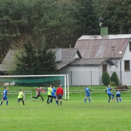 LTS LEŚNA-UKS PIEŃSK 4-3 (TRAMPKARZ)