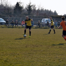 CZARNI TRZEŚŃ - Progres Kawęczyn 3:2 (1:2)