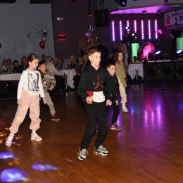 Złotka 11 ZPKP - Pokaz tańca