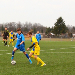 Trampkarze Mazura z dobrej strony zaprezentowali się w debiucie

W niedzielę, 15 marca 2015 r., w rozgrywkach 1 Ligi Wojewódzkiej U-15 Trampkarzy zadebiutowali w pierwszym meczu trampkarze Mazura U-15. Podopieczni trenera Arkadiusza Szulczewskiego nieznac