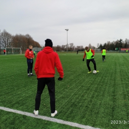 SPARING Z LKS MAZUR KARCZEW STADION W KARCZEWIE  UL. JANA i LUDWIKA TRZASKOWSKICH 1.