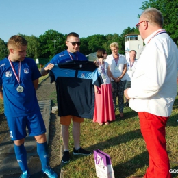 Zwycięstwo Mazura ze Szczawinem i feta z okazji awansu