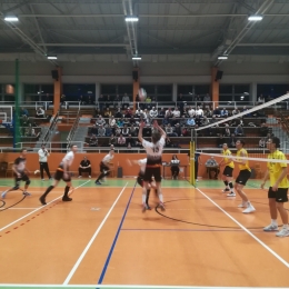 II liga siatkarska: Tubądzin Volley MOSiR Sieradz vs. PGE Skra II Bełchatów