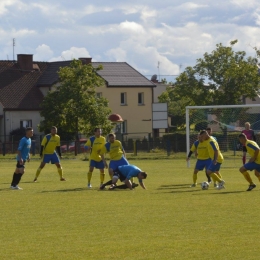 Mazur Pisz 3:1(2:0) Pojezierze Prostki źrodło.https://www.facebook.com/KsPojezierzeProstki/?fref=ts