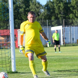 Oldboje SPRiN Regulice - Beskid Andrychów 0:2