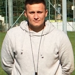 II trener - Adrian Śliwiński (fot. Znicz Pruszków)