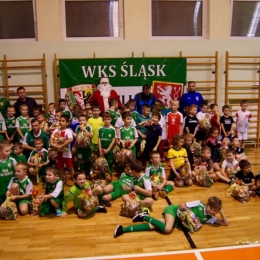 Mikołajkowy turniej Filii WKS Śląsk w Wojborzu - gr. Bambini