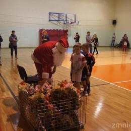 Mikołajkowy turniej Filii WKS Śląsk w Wojborzu - gr. Bambini