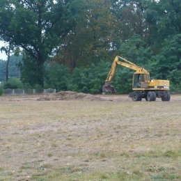 budowa boiska - jesień 2009