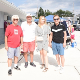 Kibice i wokół boiska