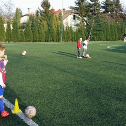 Trening r. 2007 i młodszych ORLIK Konar