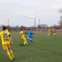 Trampkarze Mazura z dobrej strony zaprezentowali się w debiucie

W niedzielę, 15 marca 2015 r., w rozgrywkach 1 Ligi Wojewódzkiej U-15 Trampkarzy zadebiutowali w pierwszym meczu trampkarze Mazura U-15. Podopieczni trenera Arkadiusza Szulczewskiego nieznac