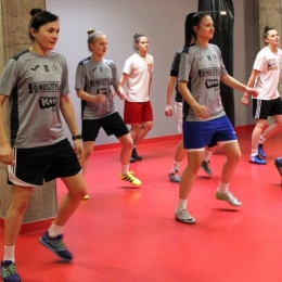 Piłkarki na zajęciach u Sylwii Sochy
