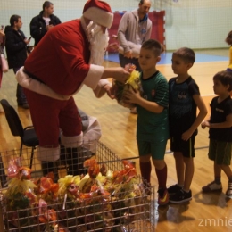 Mikołajkowy turniej Filii WKS Śląsk w Wojborzu - gr. Bambini