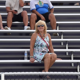 Kibice i wokół boiska