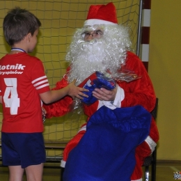 2017.12.07 - Mikołajki i pasowanie na piłkarza u Skrzatów