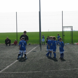 Sparing Entuzjaści Futbolu Kłecko - UKS Zdziechowa 25 IV