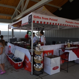 Kibice i wokół boiska