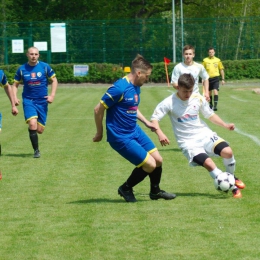 Mazur Gostynin – Amator Maszewo 1:2

Bramki: 15' Przemysław Lisicki, 75' Robert Leński – 64' Bartosz Komorowski (rzut karny)

Mazur: Robert Ratajski – Piotr Dutkiewicz, Kamil Kosiński, Patryk Matusiak, Piotr Wilamowski, Konrad Stańczak, Arkadiusz Górecki,