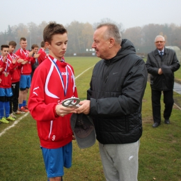 Awans juniorów młodszych Mazura

Zakończyli się rozgrywki Płockiej Ligi Juniorów Młodszych U-16. W ostatnim mecz Mazur Gostynin wygrał ze Zrywem Bielsk 6:1 i podopieczni trenera Arkadiusza Szulczewskiego cieszyli się z awansu do Mazowieckiej Ligi Juniorów