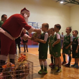 Mikołajkowy turniej Filii WKS Śląsk w Wojborzu - gr. Bambini