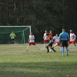 2. kolejka B-klasy: KS Unia Sieradz-Męka vs. KS Hetman Sieradz (fot. Z. Dymiński)