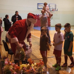 Mikołajkowy turniej Filii WKS Śląsk w Wojborzu - gr. Bambini