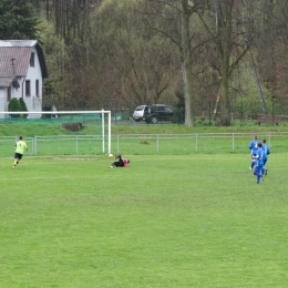 LTS LEŚNA-UKS PIEŃSK 4-3 (TRAMPKARZ)