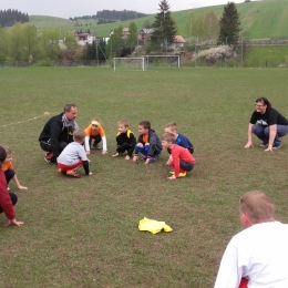 Wspólny trening skrzatów z rodzicami